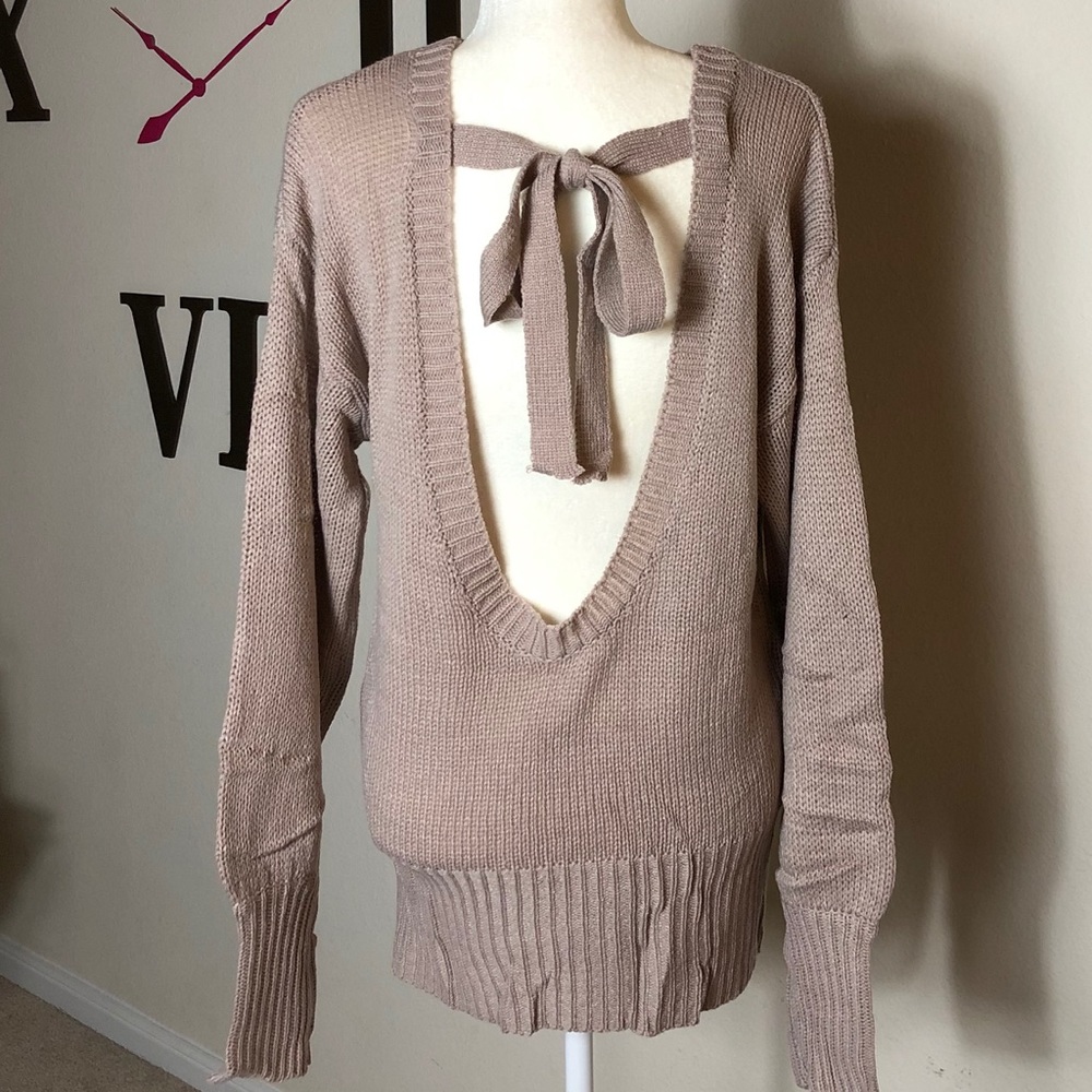 Casual Backless Bow tie Sweater - Picture 2 of 4